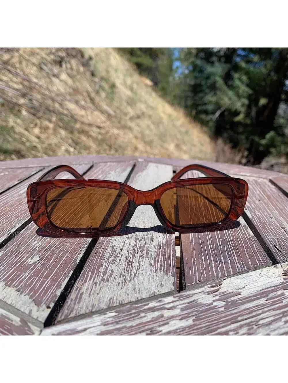 Vintage y2k style Burgundy Brown high quality square shaped sunglasses. Tinted